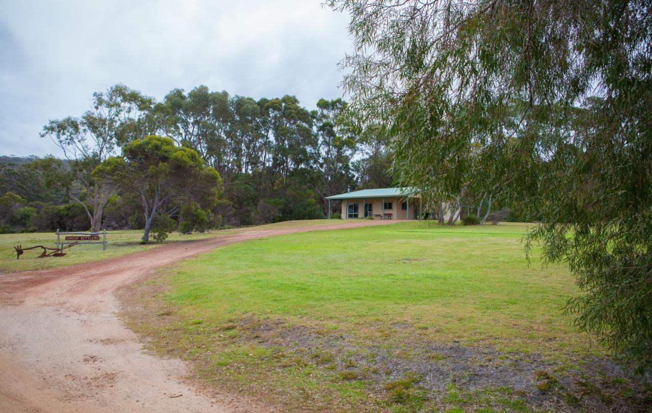 Riverside Retreat Chalets, Walpole Villa Exterior photo