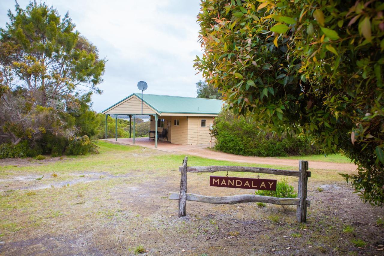 Riverside Retreat Chalets, Walpole Villa Exterior photo